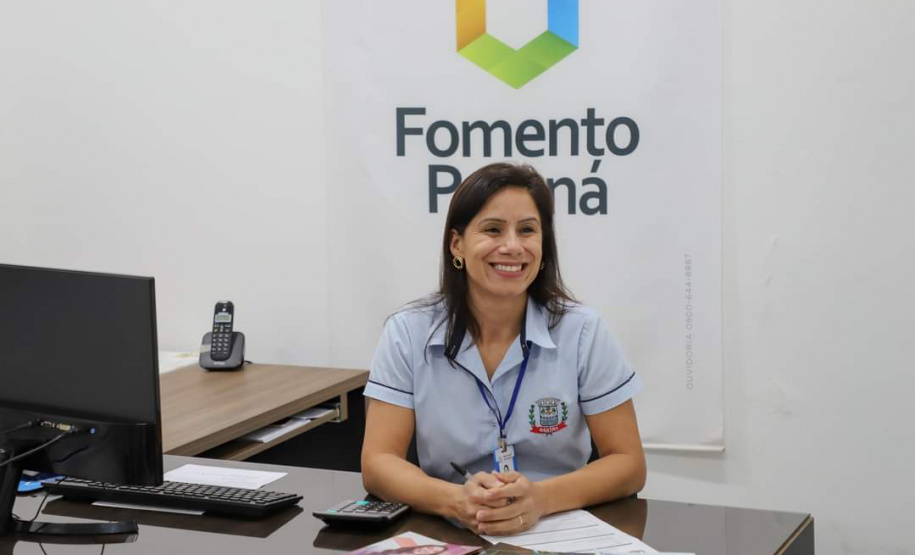 Eliane Schuback Franciscatti atua como agente de crédito em Guaíra desde 2012, quando fez o curso preparatório para desenvolver a atividade.
