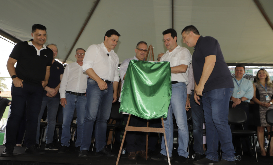 LEÓPOLIS - GOVERNADOR