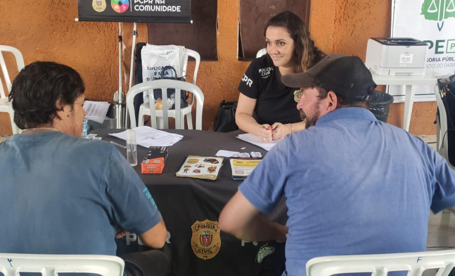 PCPR na Comunidade leva serviços de polícia judiciária para mais de 250 pessoas nos bairros Pinheirinho e Santa Cândida em Curitiba