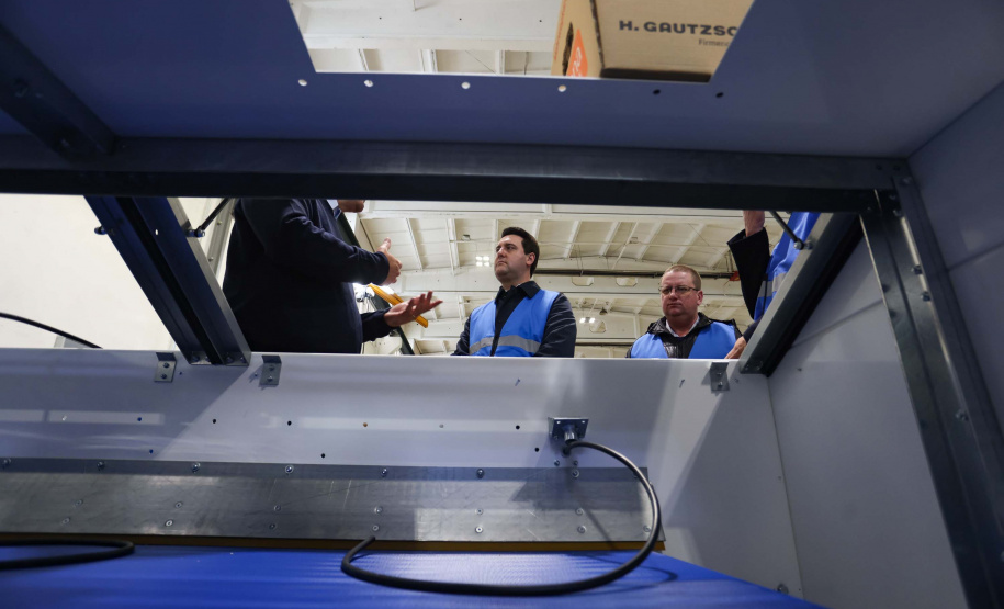 Governador negocia instalação de fábrica multinacional de sementes no Paraná