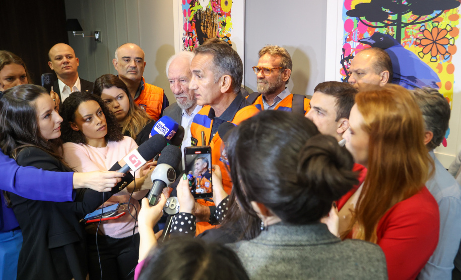 Coletiva com darci piana e ministro