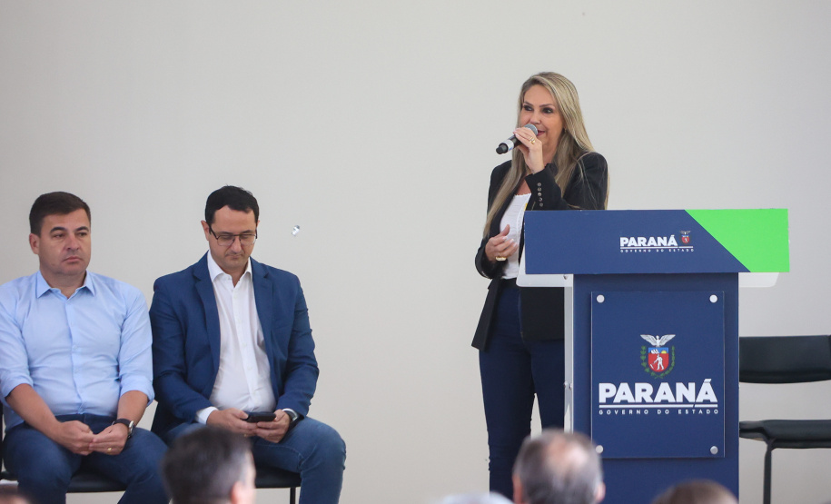 DETRAN ENTREGA VEÍCULOS