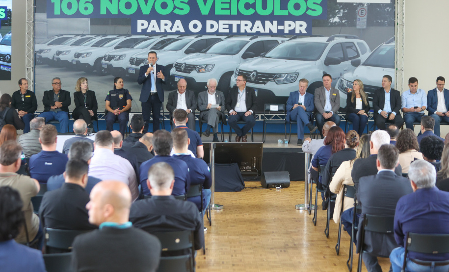 DETRAN ENTREGA VEÍCULOS