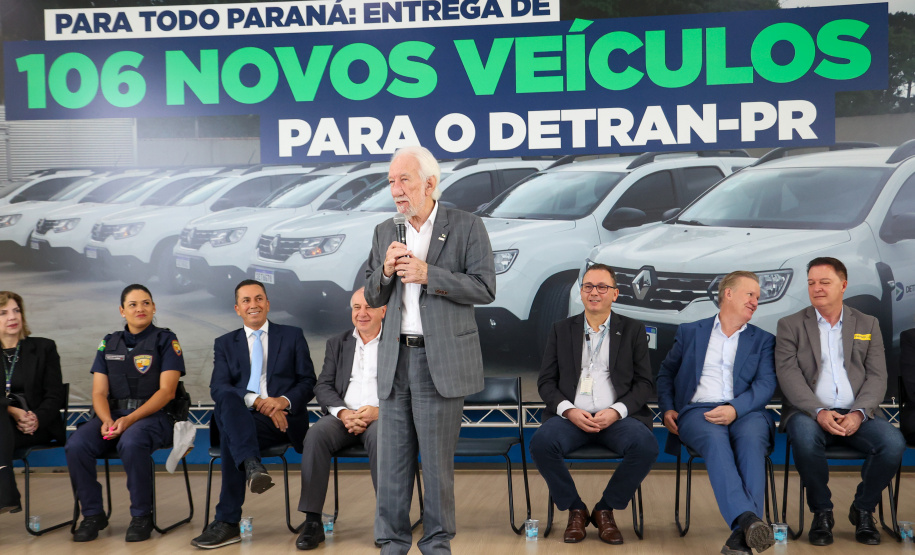 DETRAN ENTREGA VEÍCULOS