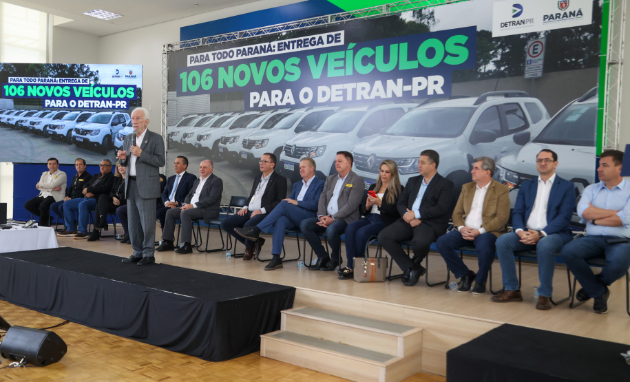 DETRAN ENTREGA VEÍCULOS