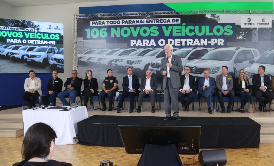 DETRAN ENTREGA VEÍCULOS