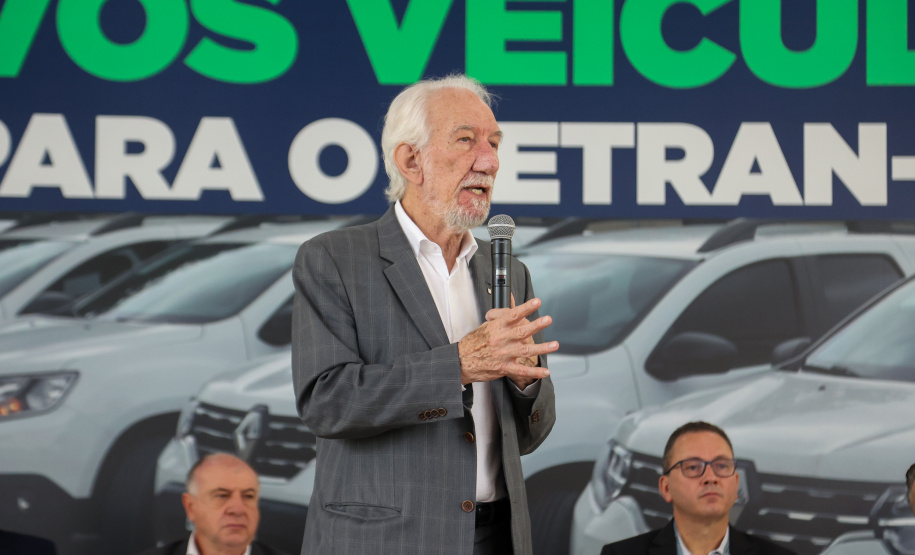 DETRAN ENTREGA VEÍCULOS