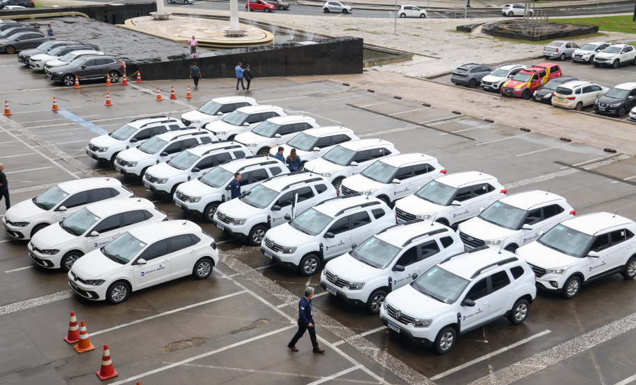 DETRAN ENTREGA VEÍCULOS
