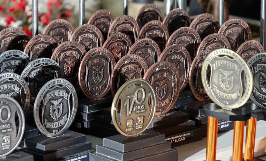 Mais de mil pessoas participaram da 17ª Corrida da PCPR