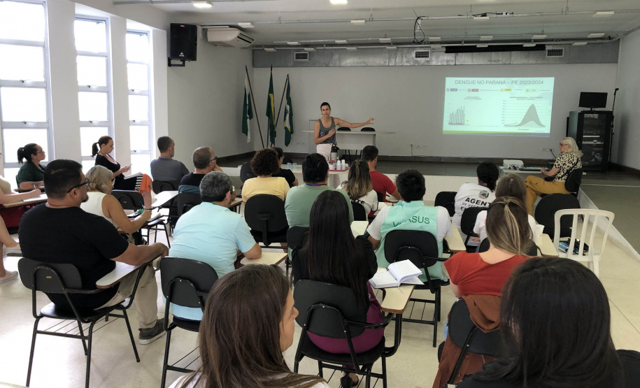 Saúde realiza reunião para definir estratégias de combate à dengue no Litoral