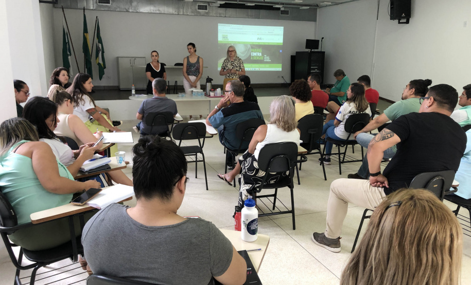 Saúde realiza reunião para definir estratégias de combate à dengue no Litoral