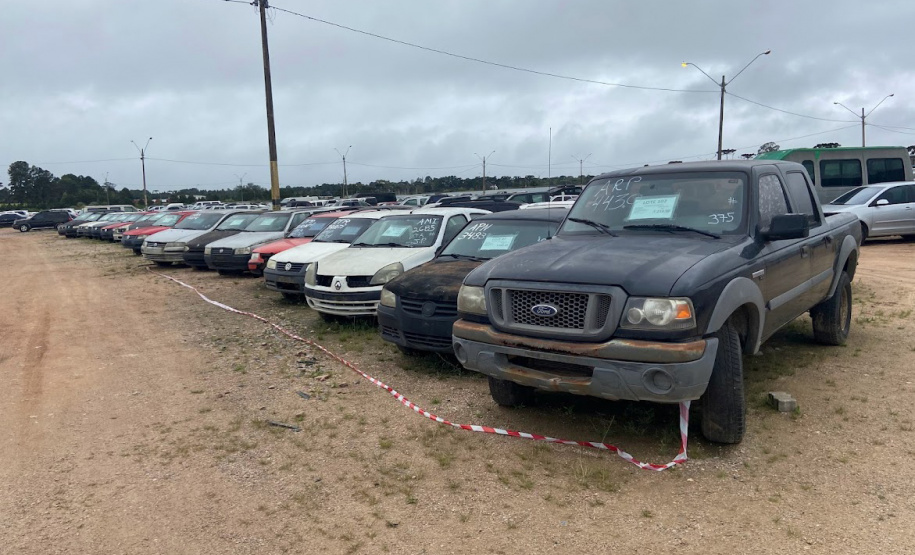 Estado promove leilão de veículos com mais de 200 veículos recuperáveis; Lances a partir de R$438