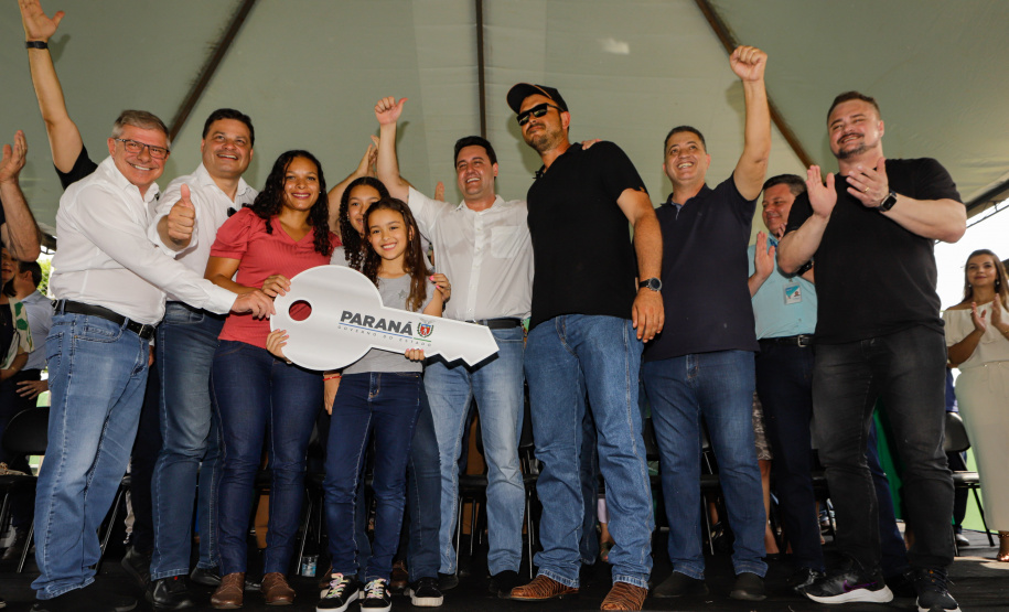 LEÓPOLIS - GOVERNADOR