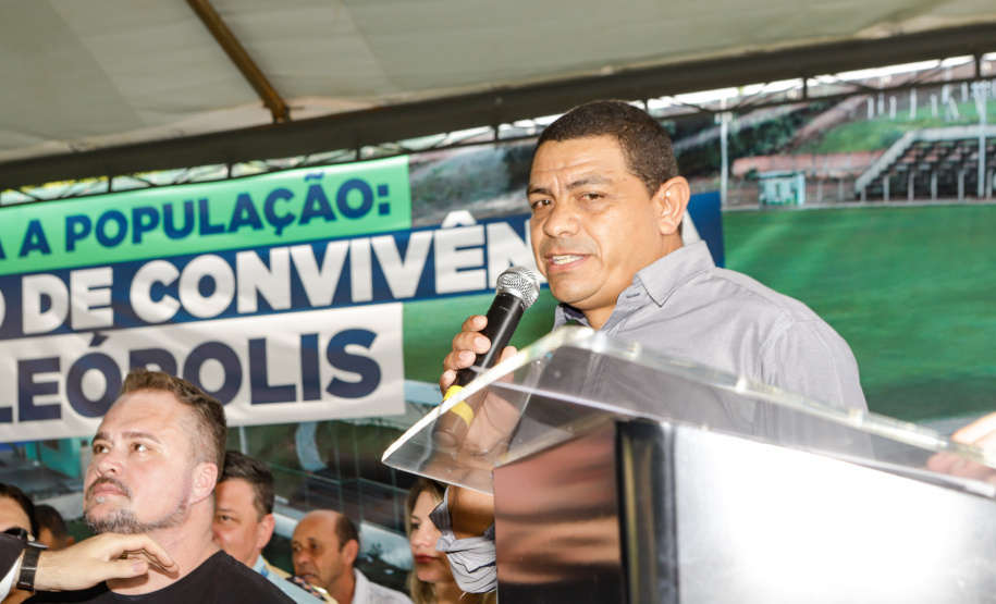 LEÓPOLIS - GOVERNADOR