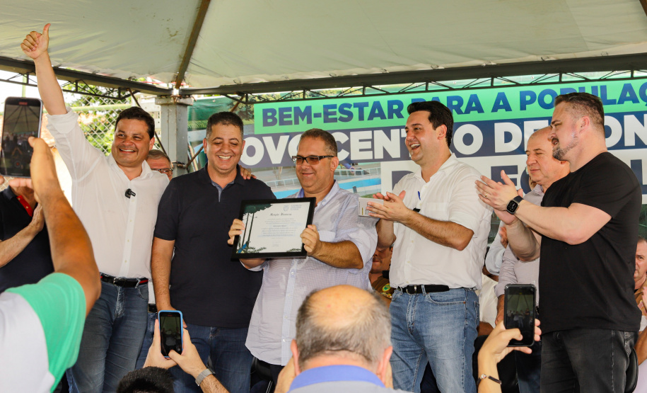 LEÓPOLIS - GOVERNADOR