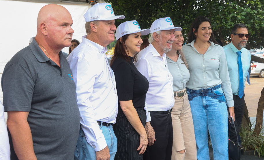 O governador em exercício Darci Piana participou nesta quinta-feira (23) da inauguração do Píer e do sistema Bioflocos da Alpha Fish, que iniciou em 2021 a produção de tilápia em tanques-rede em São Jorge D’Oeste, no Sudoeste do Estado.