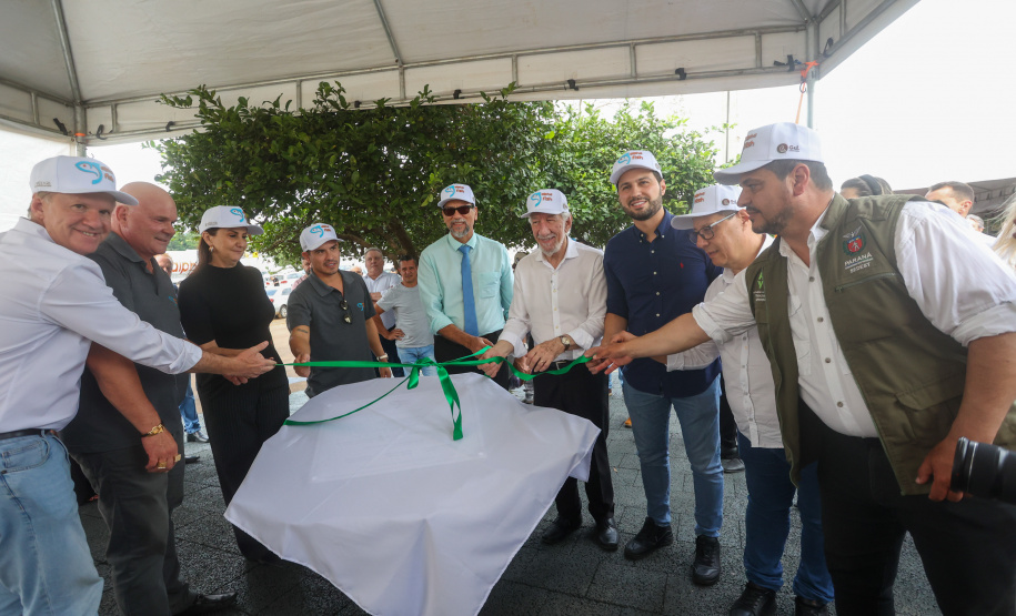 O governador em exercício Darci Piana participou nesta quinta-feira (23) da inauguração do Píer e do sistema Bioflocos da Alpha Fish, que iniciou em 2021 a produção de tilápia em tanques-rede em São Jorge D’Oeste, no Sudoeste do Estado.