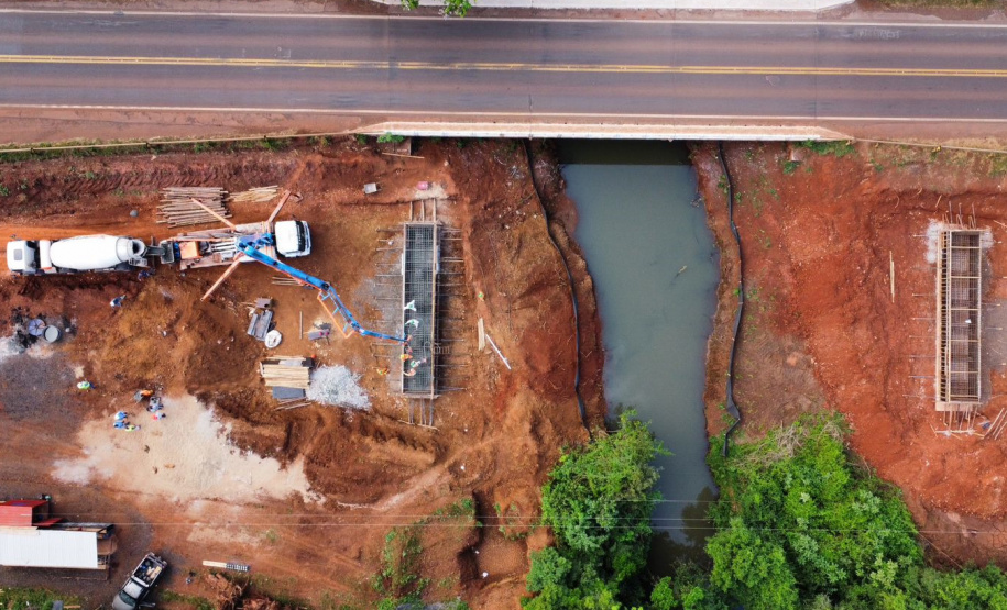 DER PR 445 CONSTRUÇÃO PONTE