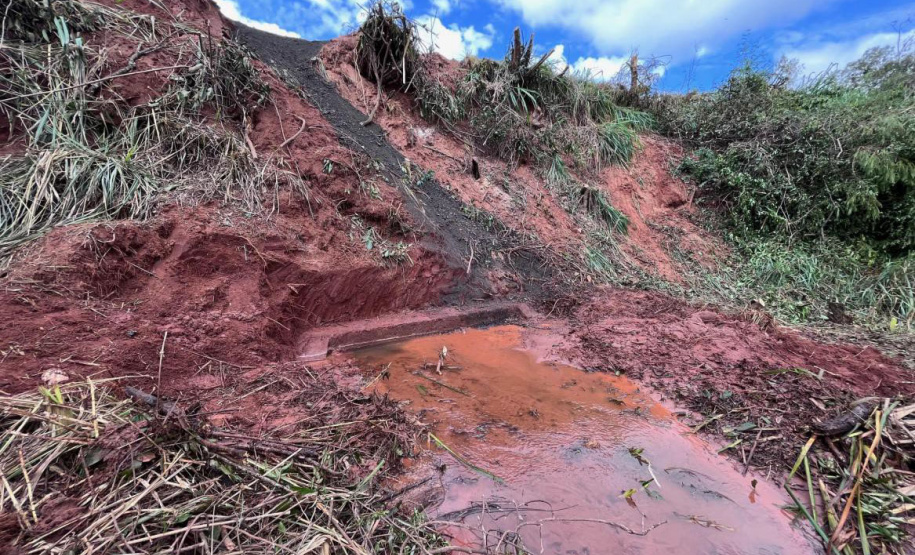 Rodovia de Cruzeiro do Oeste vai receber novo sistema de drenagem de águas da chuva