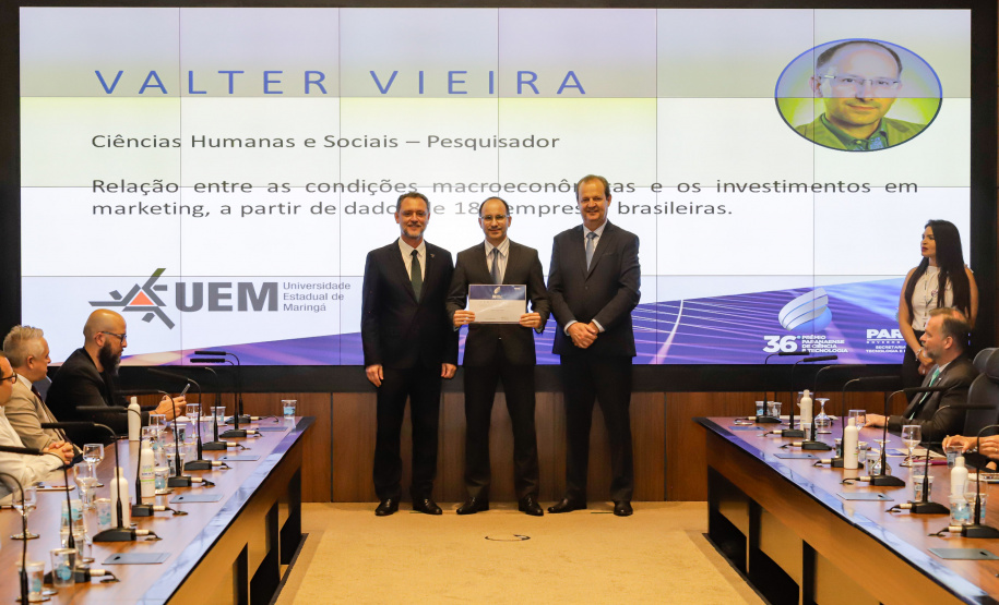 PRÊMIO CIÊNCIA E TECNOLOGIA