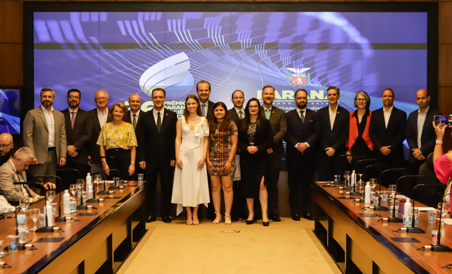 PRÊMIO CIÊNCIA E TECNOLOGIA