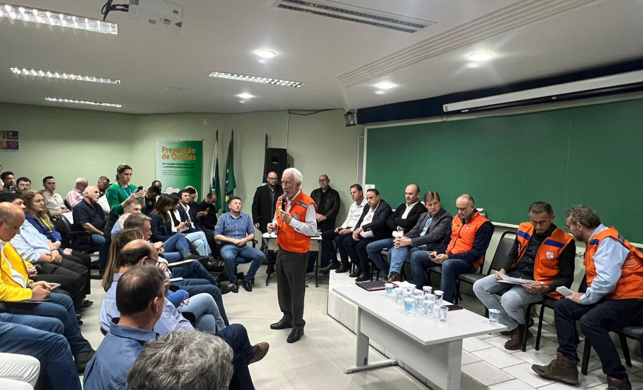 Coletiva com darci piana e ministro