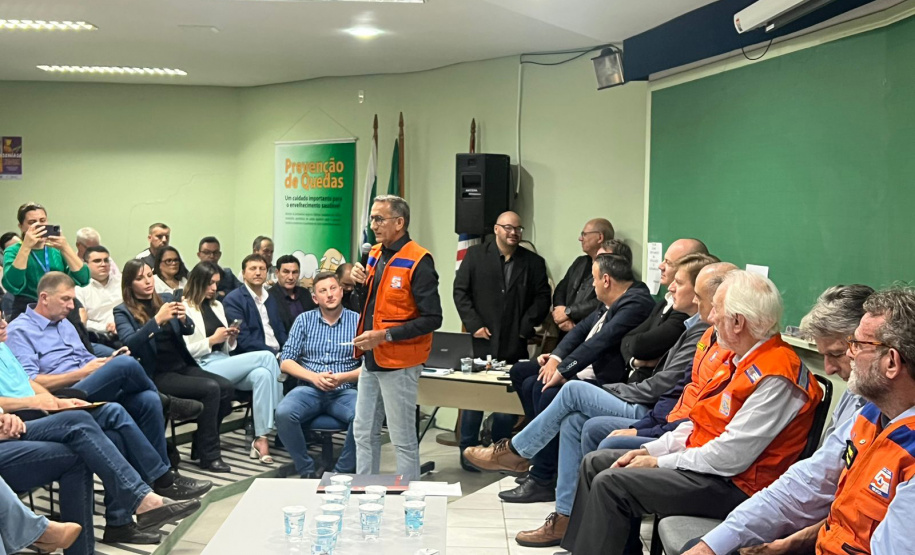 Coletiva com darci piana e ministro