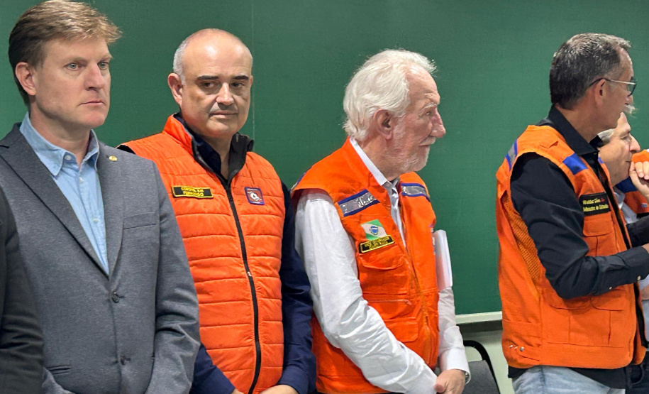 Coletiva com darci piana e ministro