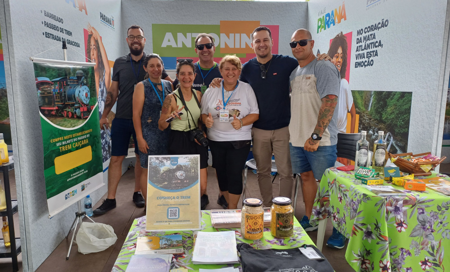 Em sua terceira escala no Paraná, navio de cruzeiros movimenta pontos turísticos do Litoral