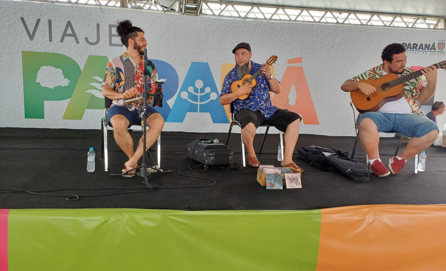 Em sua terceira escala no Paraná, navio de cruzeiros movimenta pontos turísticos do Litoral