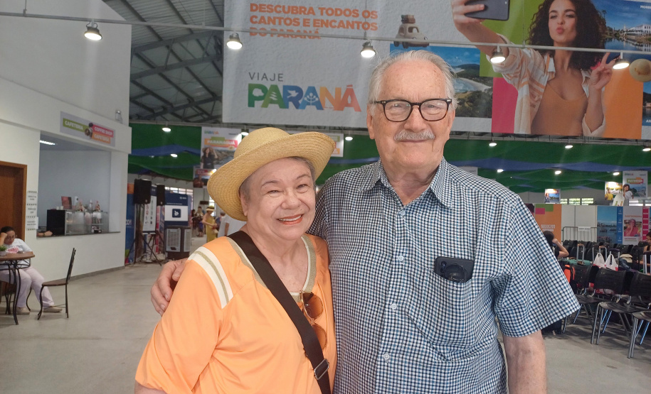 Paranaenses aproveitam embarque mais próximo de casa para celebrar datas especiais