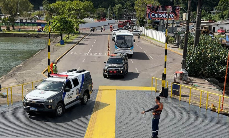 Polícia Penal realiza transferência de presos das cadeias do Litoral