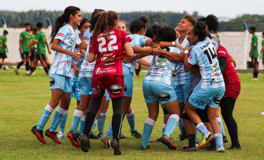Com conquistas nacionais e calendário cheio, esporte do Paraná teve ano de glórias
