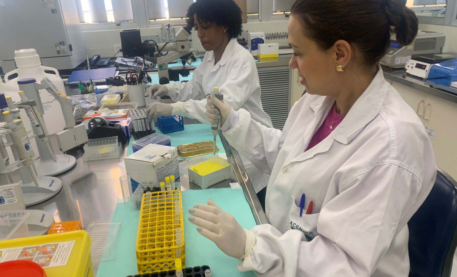 Com 129 anos, Lacen finaliza 2023 com nova tecnologia de sequenciamento genético