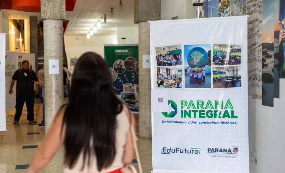 Educação divulga balanço trimestral e anuncia expansão de projetos para 2024