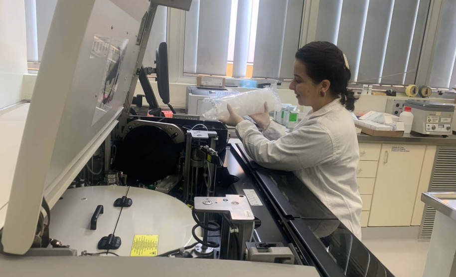 Com 129 anos, Lacen finaliza 2023 com nova tecnologia de sequenciamento genético