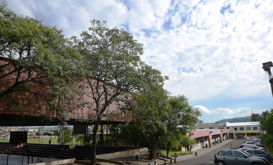 SETI INFRAESTRUTURA NA UENP