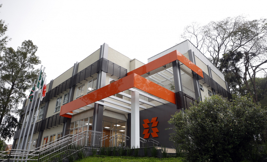 Ampliação do mercado livre de energia começa em dez dias e empresas já garantem economia de até 35% na conta de luz