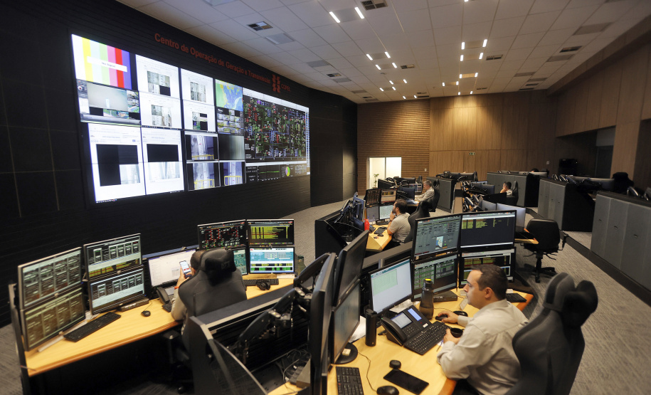 Ampliação do mercado livre de energia começa em dez dias e empresas já garantem economia de até 35% na conta de luz