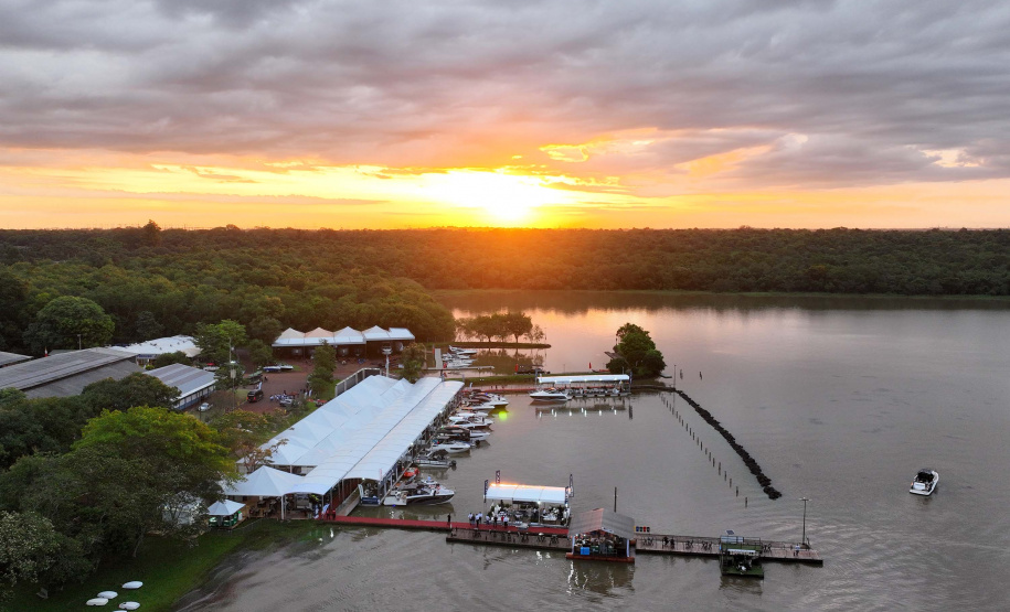 Exposição de atrativos turísticos do Paraná em feiras e festivais foi 56% maior em 2023