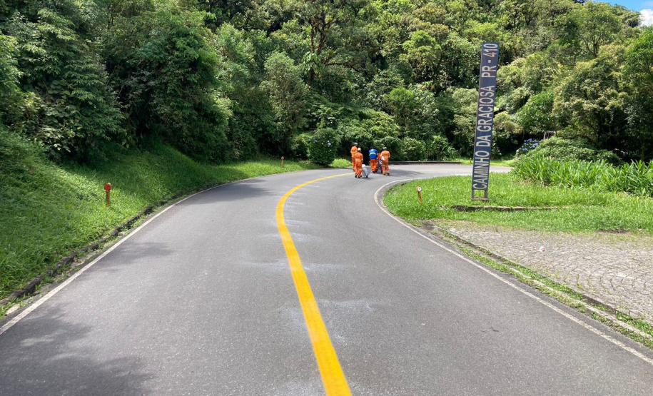 Estrada da Graciosa terá bloqueio também na segunda-feira para finalizar serviços