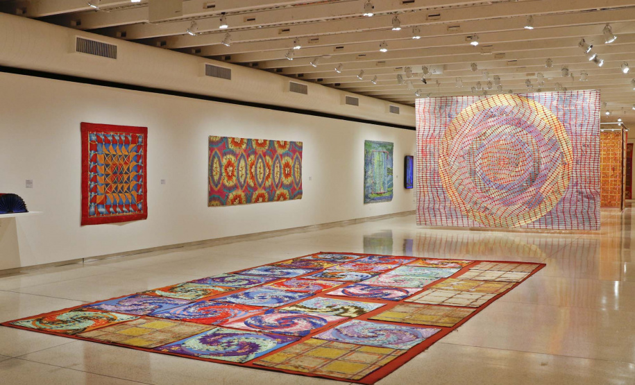 Recorde de público, exposição internacional e "obras fora de casa" marcam 2023 do MON