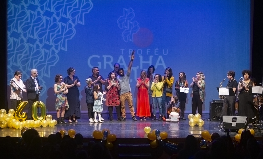 Troféu Gralha Azul premia peças e personagens do teatro na 40º edição