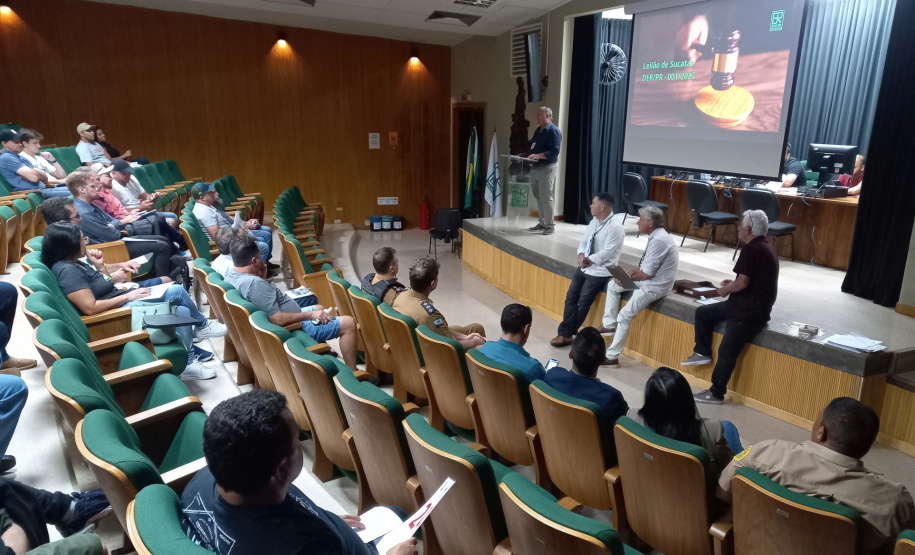 DER LEILÃO DE SUCATAS