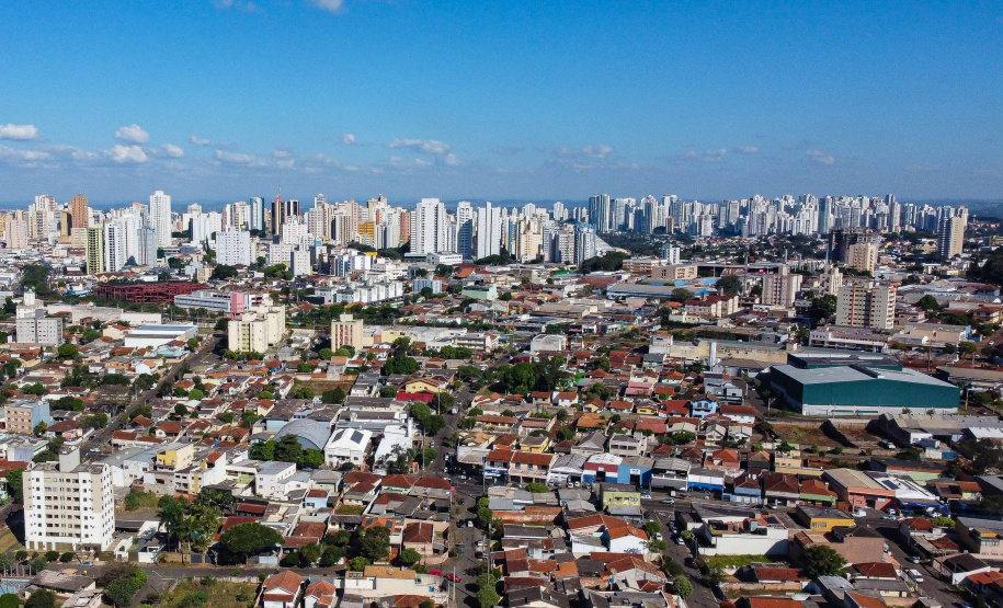Oito municípios paranaenses integram a lista das 100 maiores economias do País