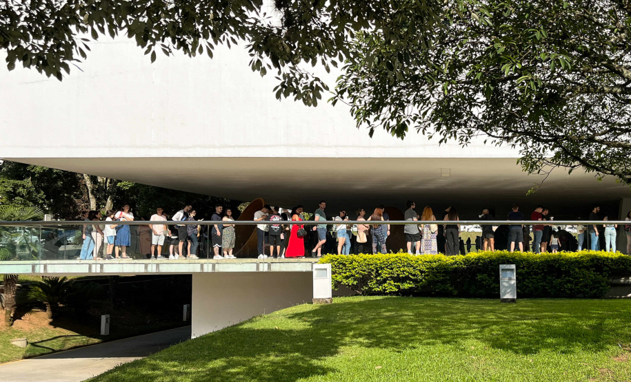 Recorde de público, exposição internacional e "obras fora de casa" marcam 2023 do MON