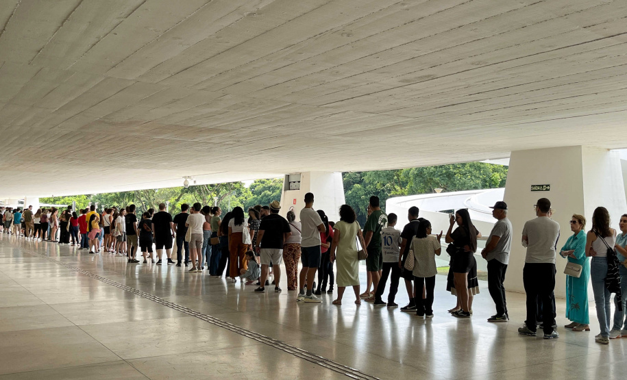 Recorde de público, exposição internacional e "obras fora de casa" marcam 2023 do MON