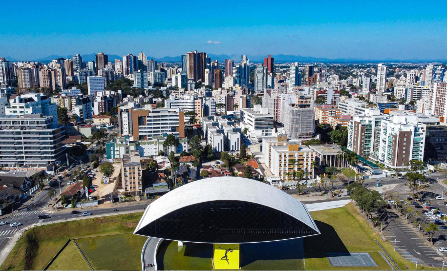 CULTURA ABRE E FECHA 23/24