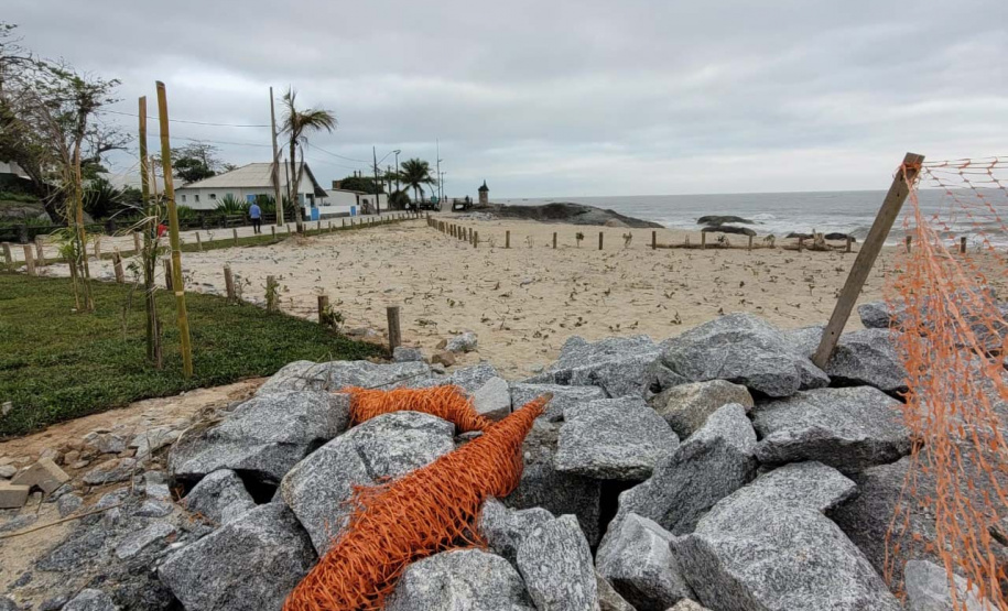 Revitalização da Orla de Matinhos alcançou 89% em novembro. Algumas estruturas marítimas foram finalizadas.