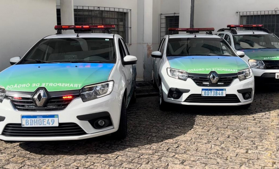 Saúde entrega seis carros para reforçar serviço de transporte de órgãos no interior